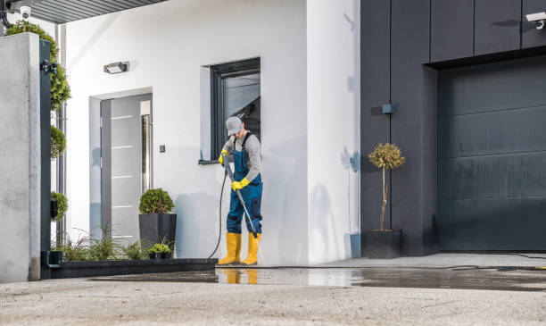 Professional Pressure washing in Somerset, TX